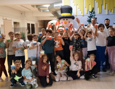 „Zimowe eksperymenty” w Trójce – chemia w praktyce dla klas 1-3